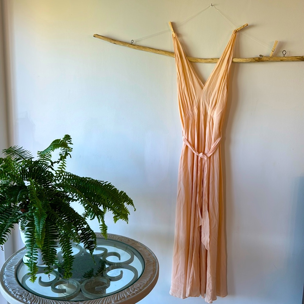 Silk sexy midi v-cut dress PEACHY
